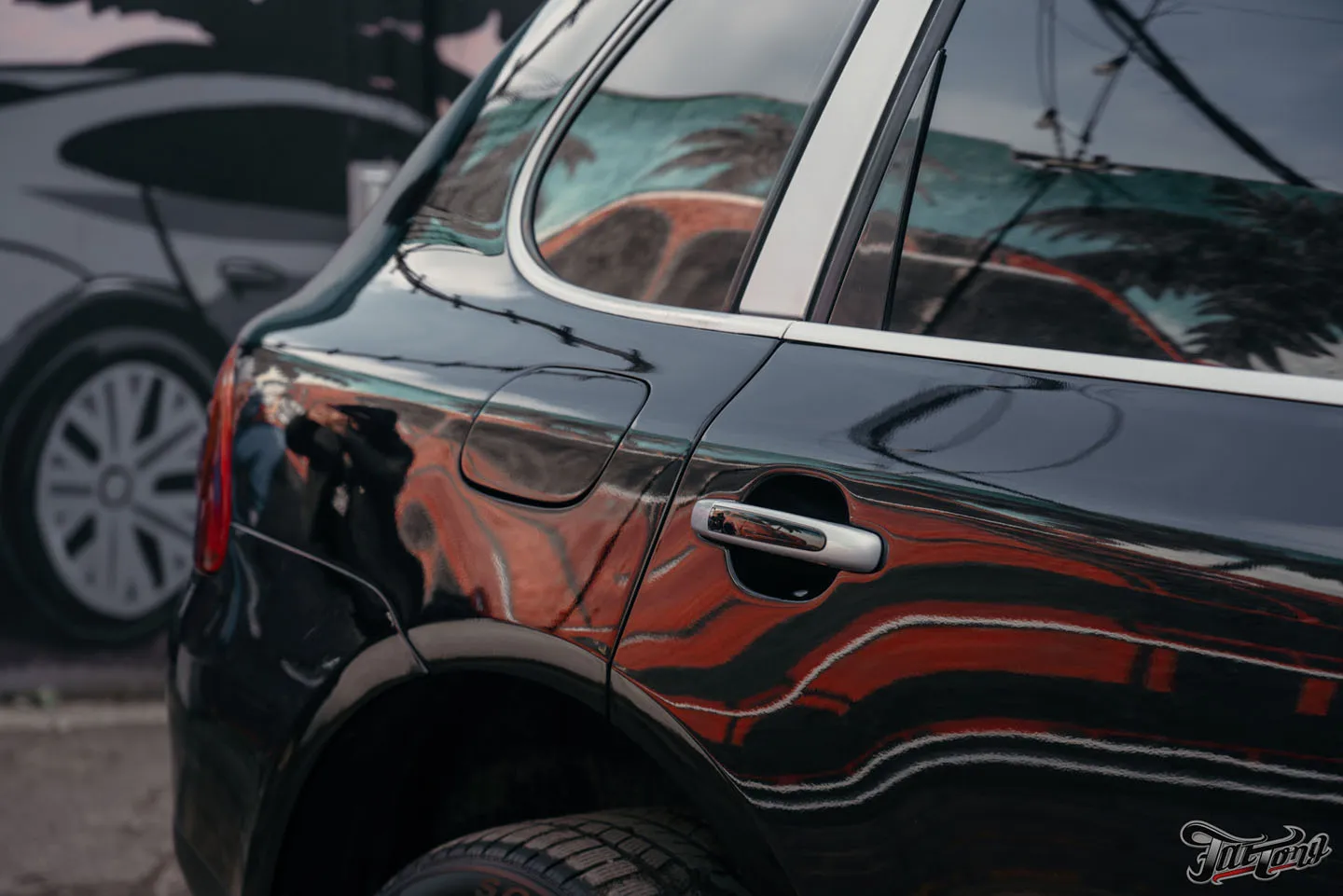 Обширный кузовной ремонт Porsche Cayenne 2003 года!